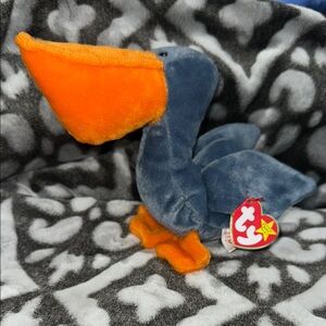 Ty Scoop the pelican beanie baby with tags